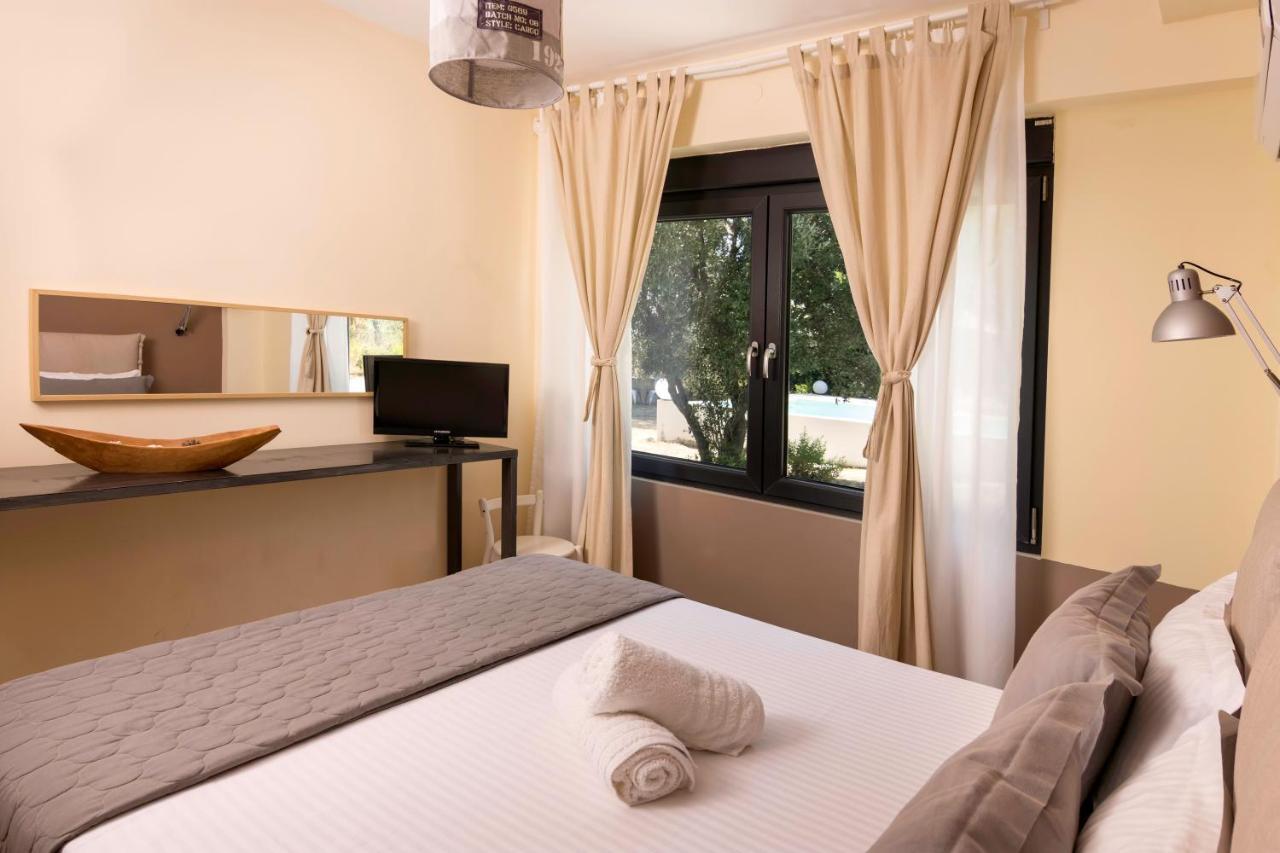 Aparthotel Entechnos Living à Megali Ammos  Extérieur photo